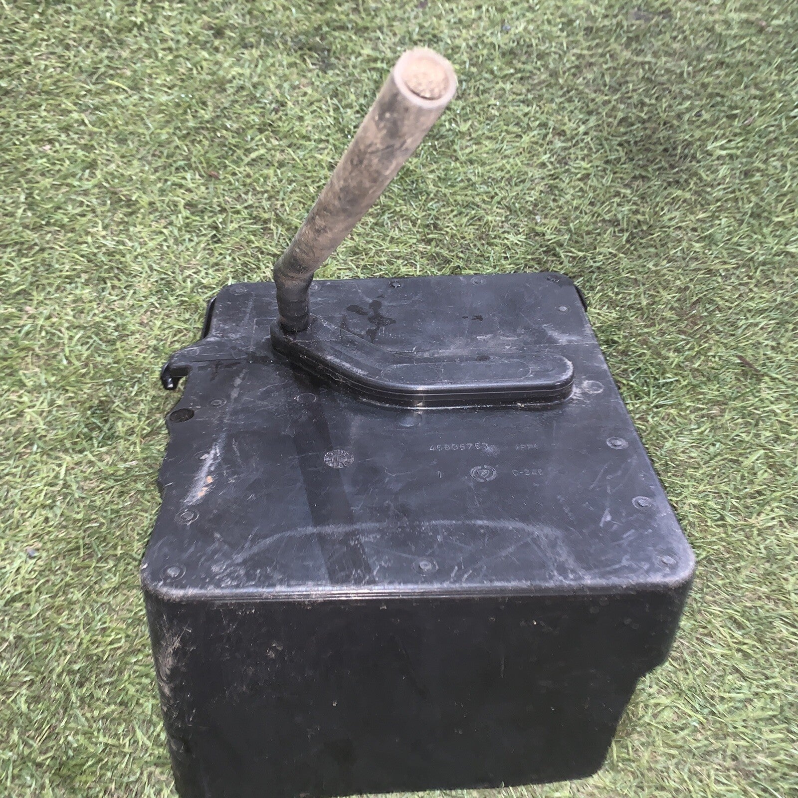 PLASTICA SUPPORTO ALLOGGIO BATTERIA ORIGINALE FIAT PANDA 169