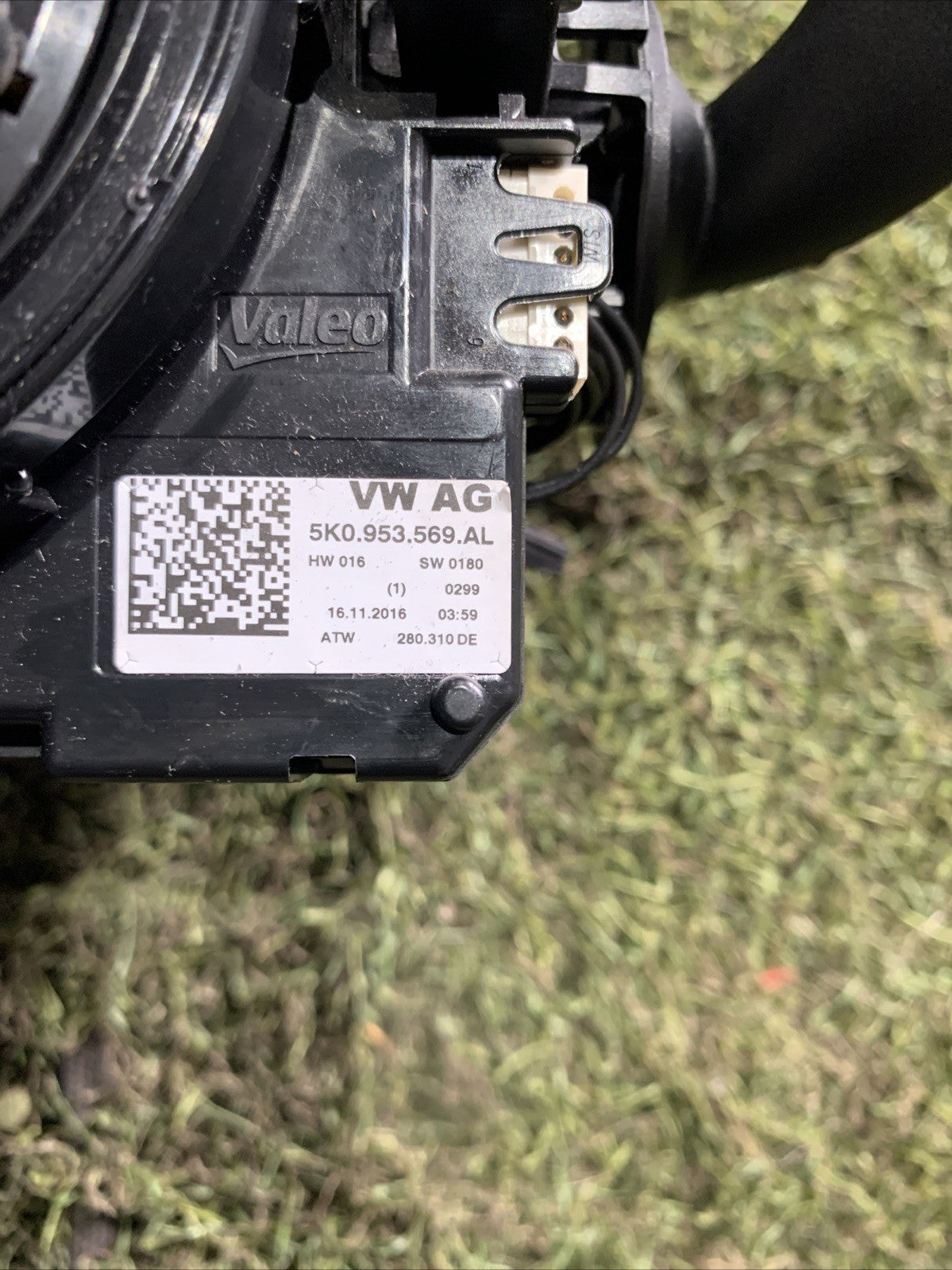 Devioluci Audi Q3 2016 8X0953501D (2)