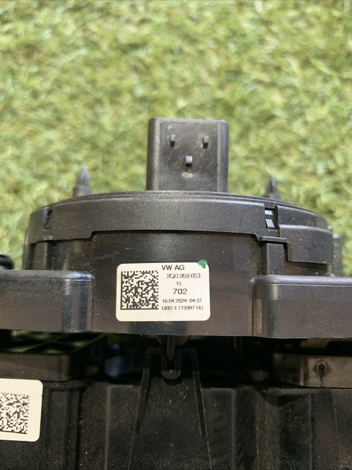 Devioluci Volkswagen Polo 2024 2Q0953521AD