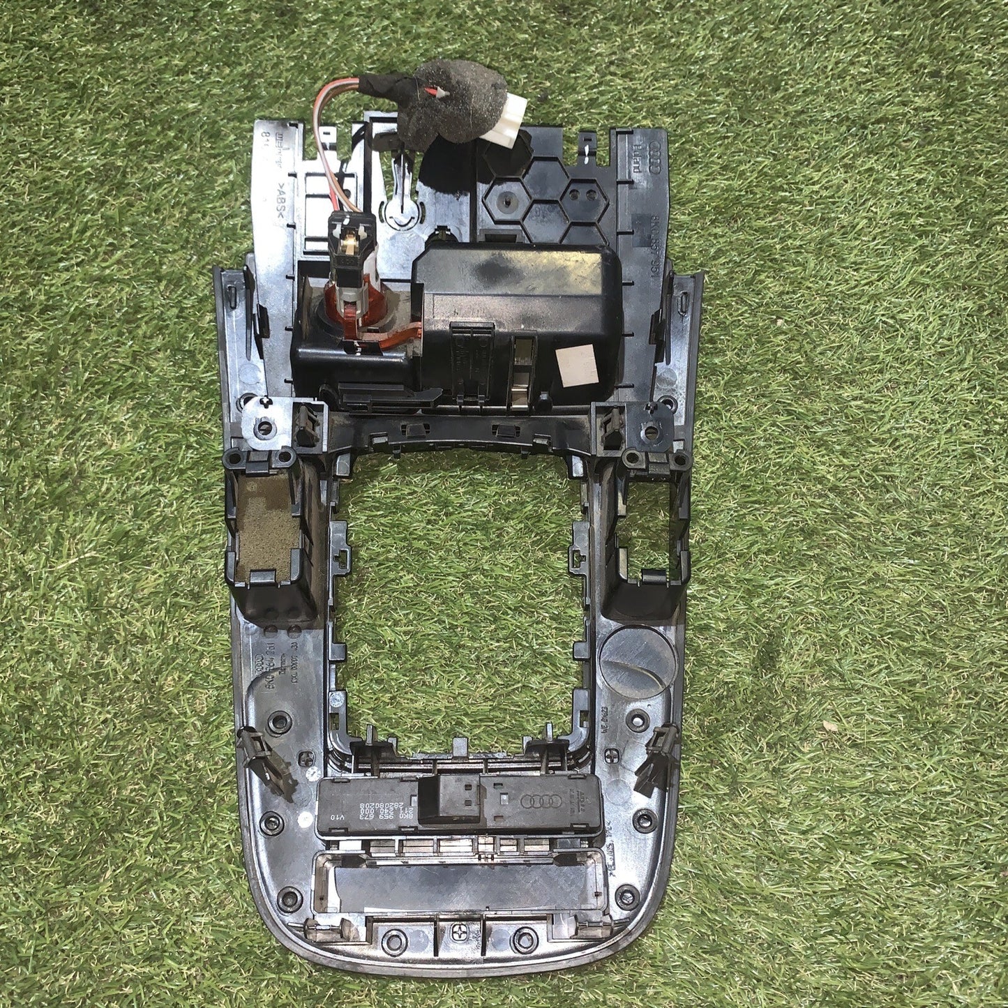 8K0864261 CORNICE LEVA CAMBIO AUDI A4 Avant (8K5) (0815)