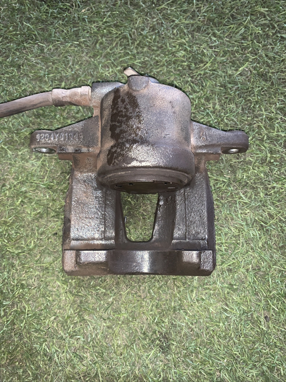 FIAT GRANDE PUNTO 199 (2007) 1.4 Benzi PINZA FRENO ANTERIORE SINISTRA 0204Y01949