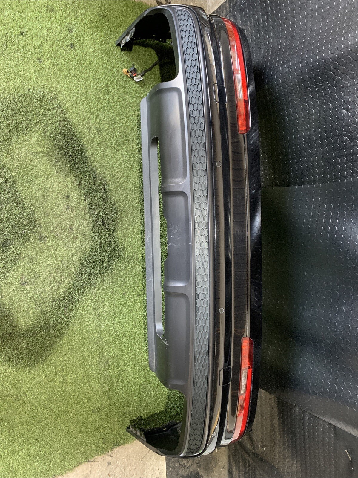 Paraurti Posteriore Audi Q7 2016 S Line Con Sensori Di Parcheggio