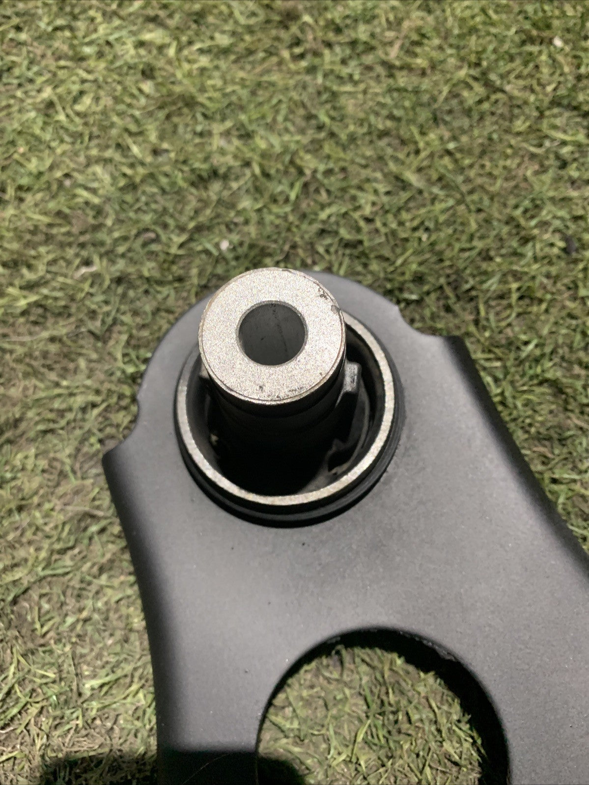 BRACCIO OSCILLANTE ANTERIORE DESTRO RENAULT TWINGO 2019 545048628R