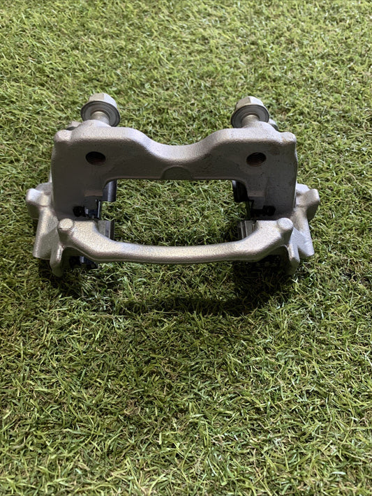 Porta Pinza Posteriore Destra Toyota Yaris 2024 47821K9000