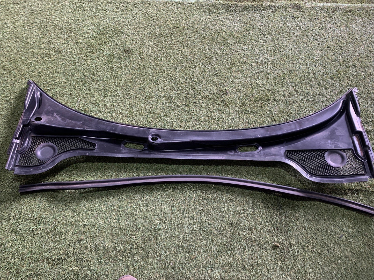 Griglia Gocciolatoio Anteriore Audi A3 8P 2008 8P1819415E