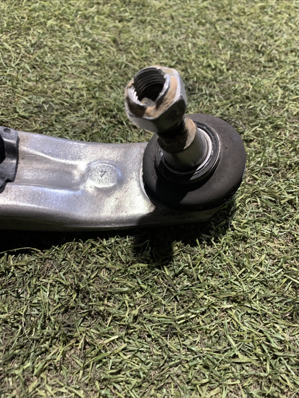 BRACCIO OSCILLANTE ANTERIORE DESTRO MERCEDES GLA 200 D W156 A1563300200