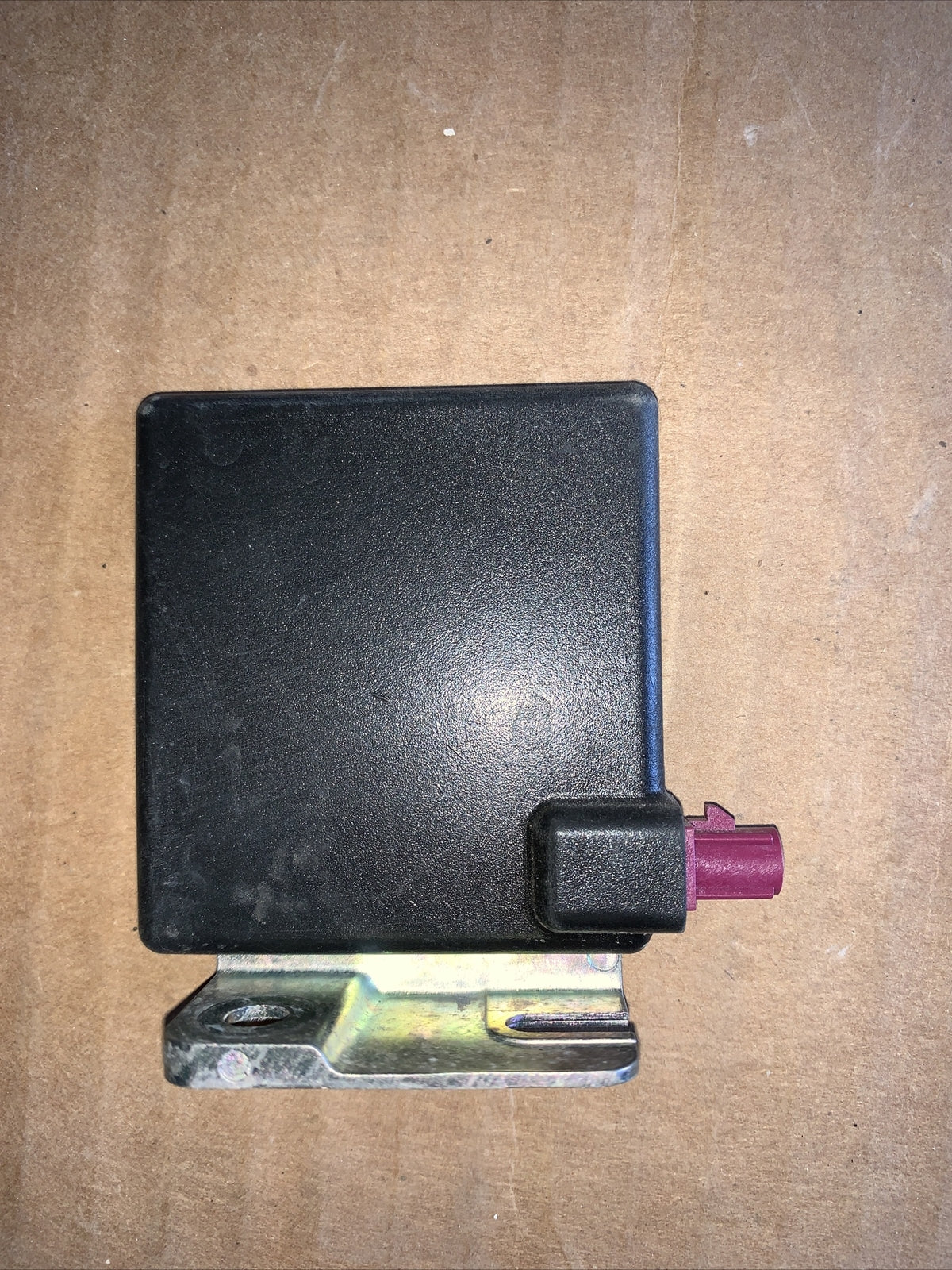 AMPLIFICATORE ANTENNA PER VOLKSWAGEN GOLF VIII  T-CROSS 3G9035534