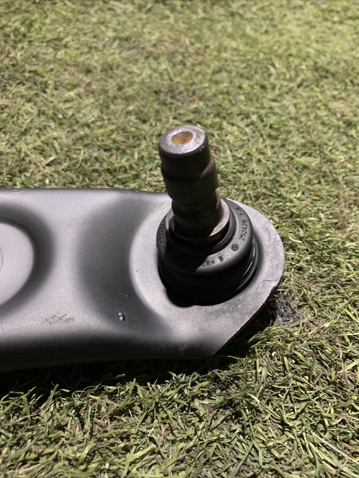 BRACCIO OSCILLANTE ANTERIORE DESTRO LANCIA YPSILON DAL 2012 00520139610