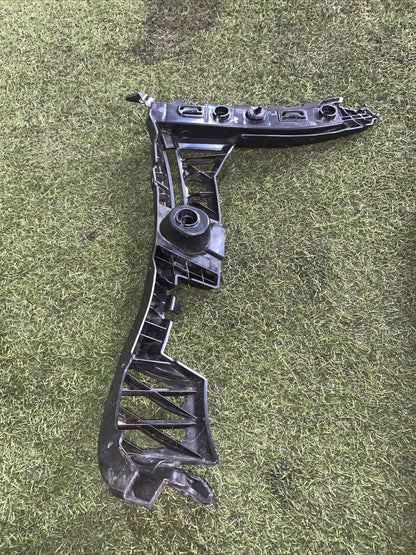 A1778850800 SUPPORTO PARAURTI POSTERIORE LATO DESTRO MERCEDES CLASSE A 180 W177 