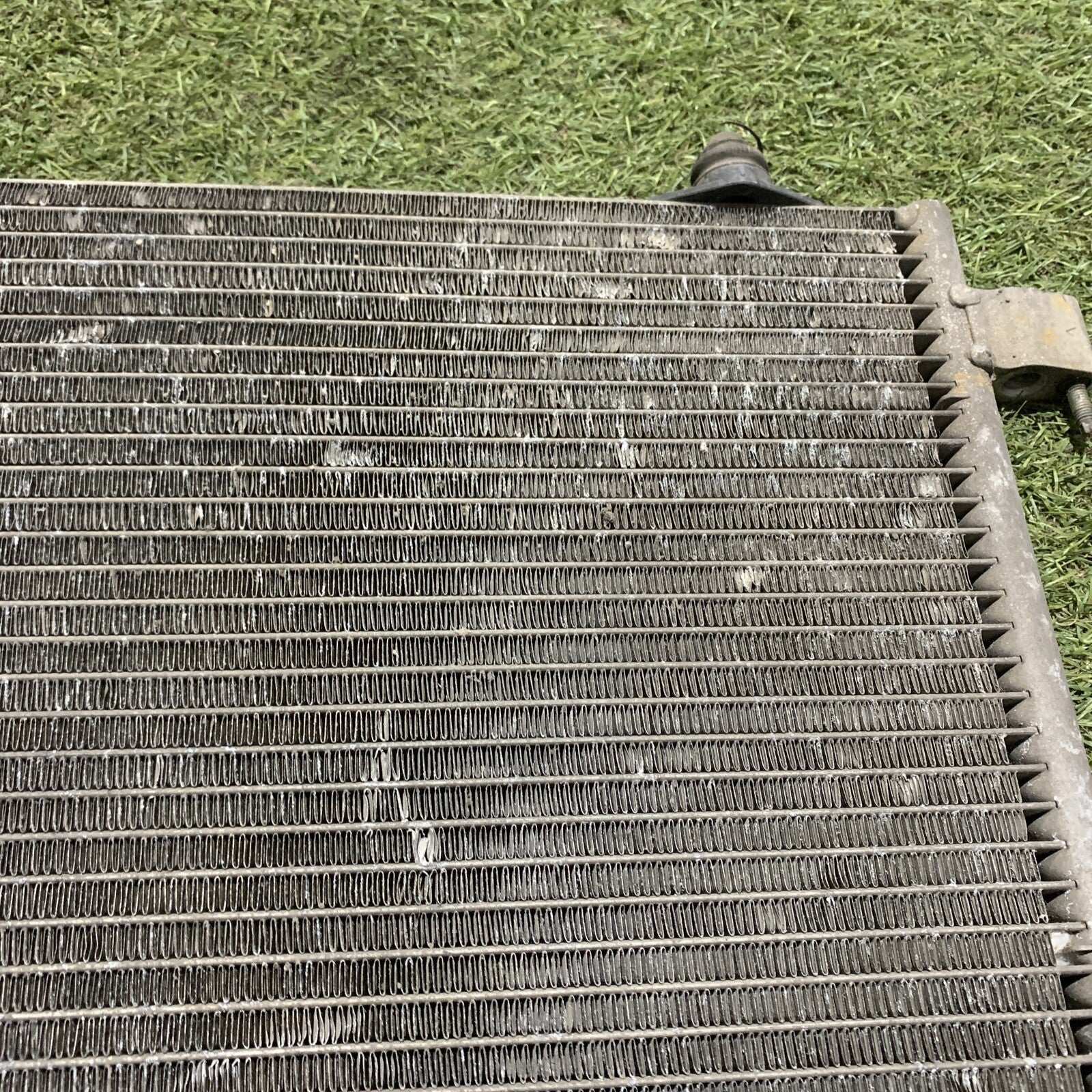 9674813580 RADIATORE ARIA CONDIZIONATA PEUGEOT 207 1.4 HDI (2)