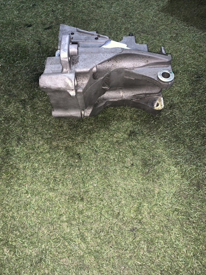 55284373 SUPPORTO POMPA INIEZIONE ALFA ROMEO STELVIO 2.2 TD Q4