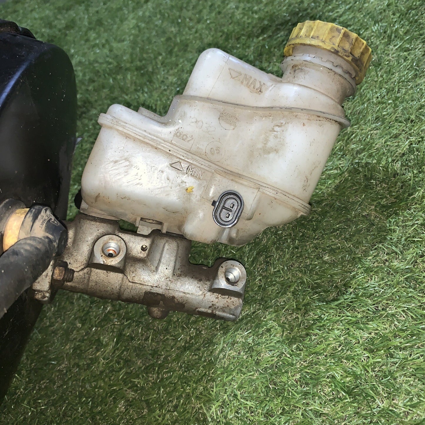 DEPRESSORE SERVOFRENO FIAT IDEA ANNO 2004 ( 1.9. JTD ) 51725661