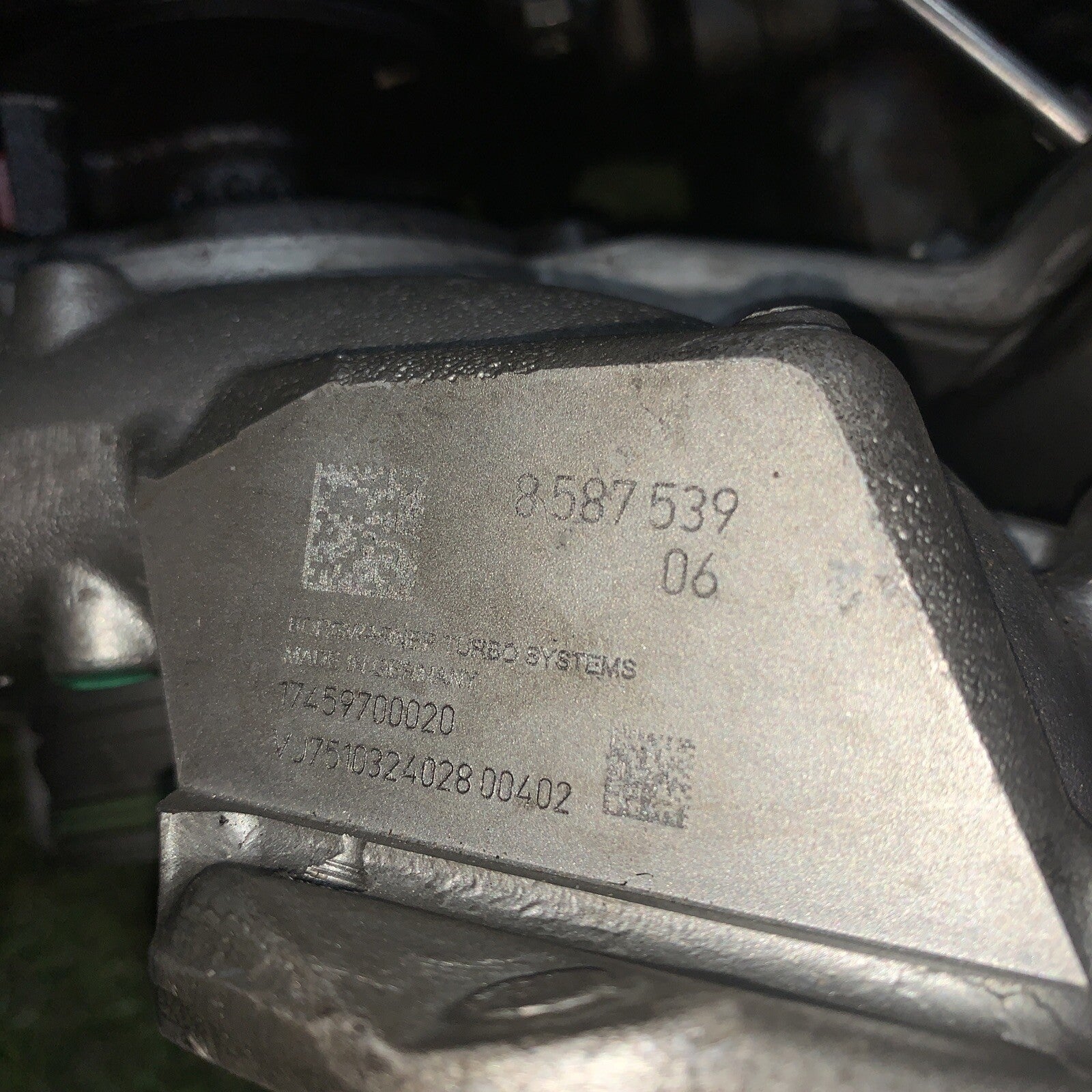 8591886 8587539 BMW Bi-Turbo compressore B47 2.0 Diesel 190 CV G20