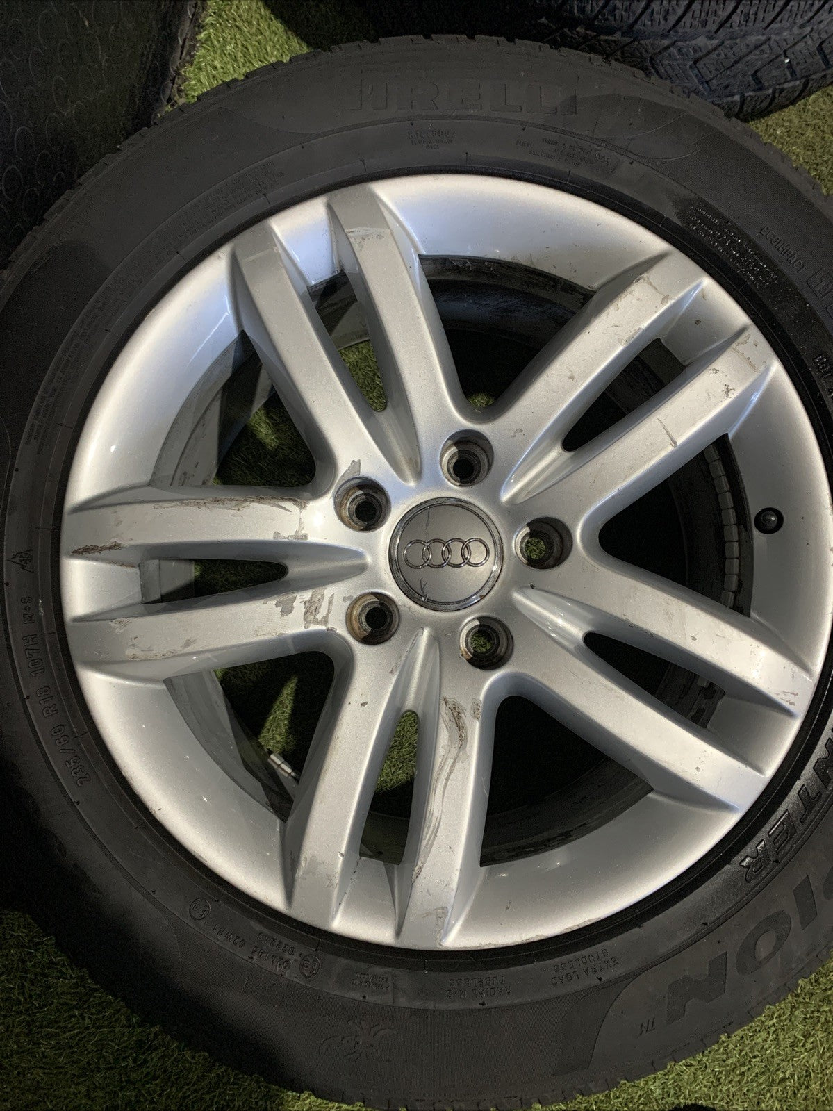 Cerchi In Lega Con Gomme 18 Audi Q7 2006 4L0601025B