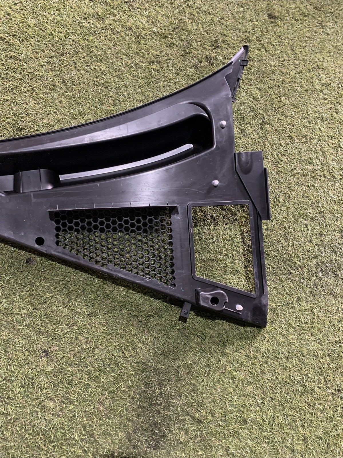 Gocciolatoio Parabrezza Alfa Romeo Giulia Cod:1561188360 (2016->)