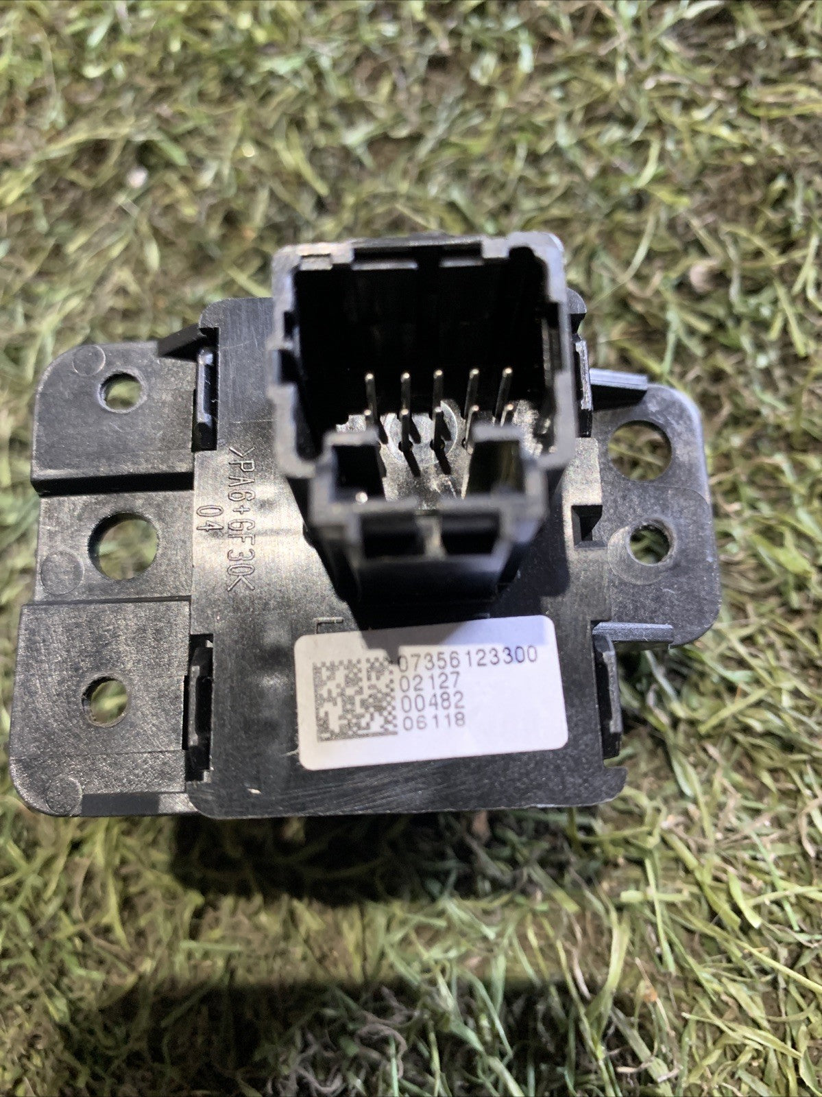 PULSANTE FRENO DI STAZIONAMENTO PER FIAT 500 X Serie 07356123300 (15>)