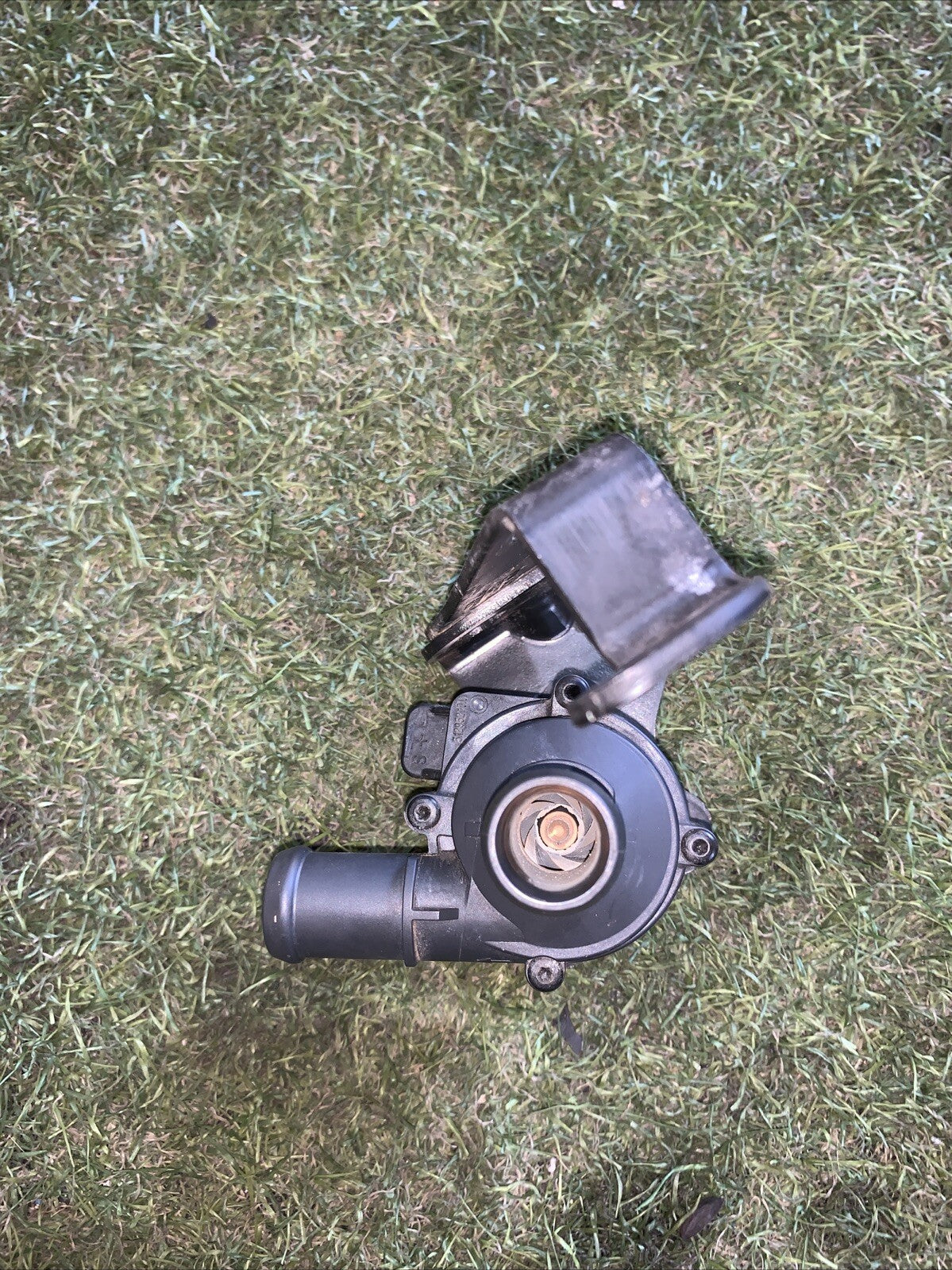 Pompa Acqua Supplementare Volkswagen Golf 7.5 GTI 2.0 Benzina 5Q0965561B