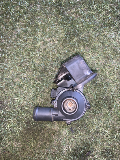 Pompa Acqua Supplementare Volkswagen Golf 7.5 GTI 2.0 Benzina 5Q0965561B