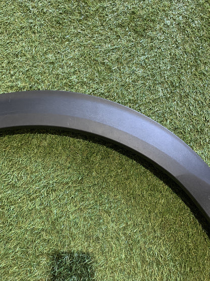 MODANATURA PARAFANGO POST DX PER PEUGEOT 2008 Serie 9825736580 (19>)