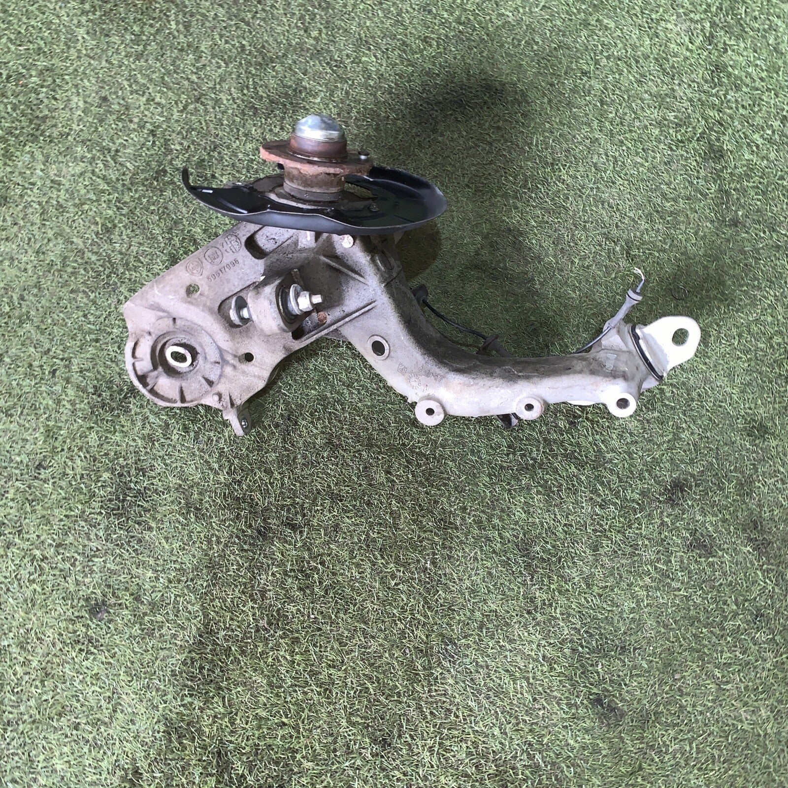 50517095 BRACCIO MONTANTE MOZZO FUSELLO POSTERIORE DX ALFA ROMEO GIULIETTA