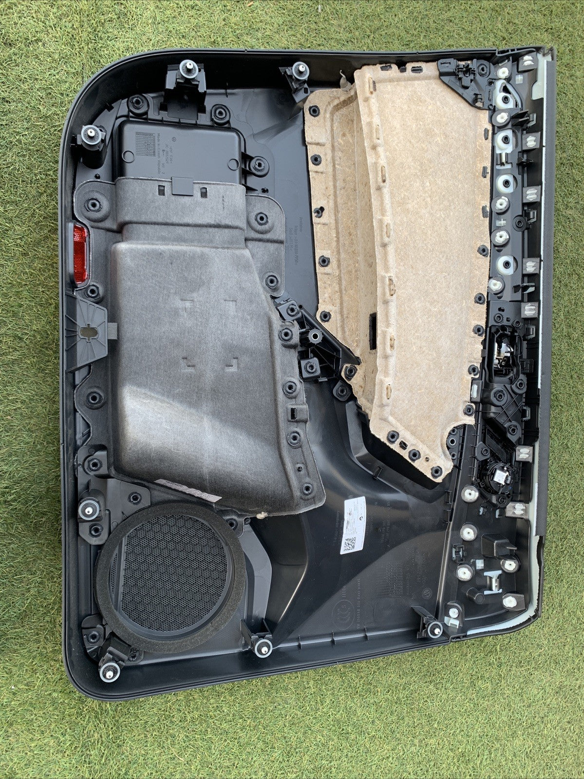 Pannello Porta Interno Anteriore Destro Volkswagen Tiguan Dal 2016 R Line