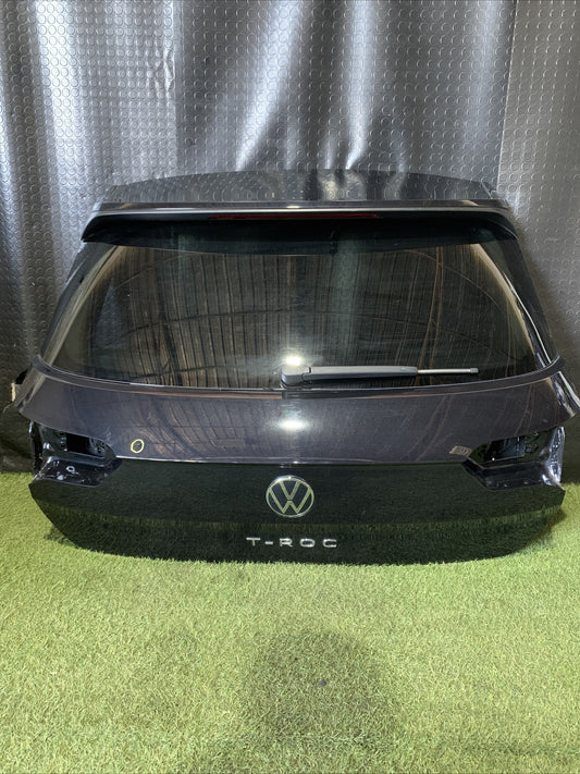 COFANO BAULE PORTELLONE CON TELECAMERA POSTERIORE VOLKSWAGEN T-ROC 2024