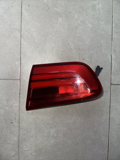 F03602000 7359020 fanale posteriore Interno destro per BMW 1 F20 F21 2015-2019 