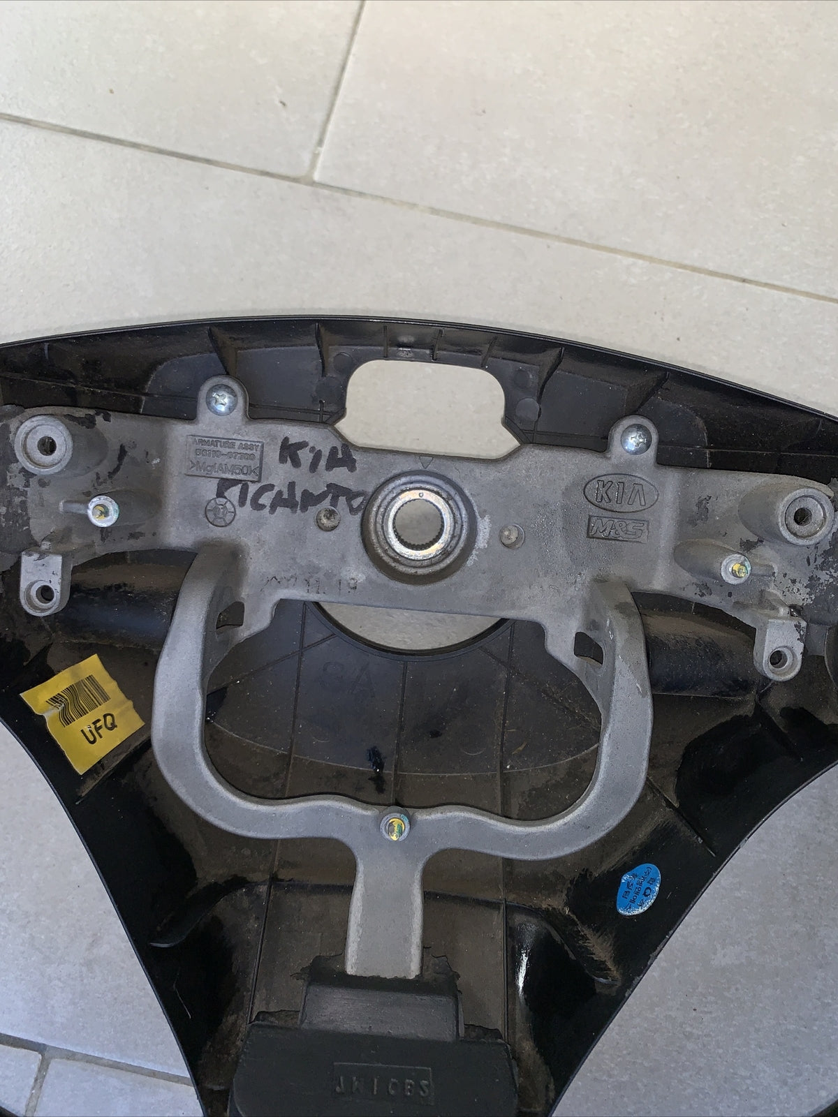 5611007700VA VOLANTE KIA PICANTO 1.0 46KW 5P B 5M (2010)