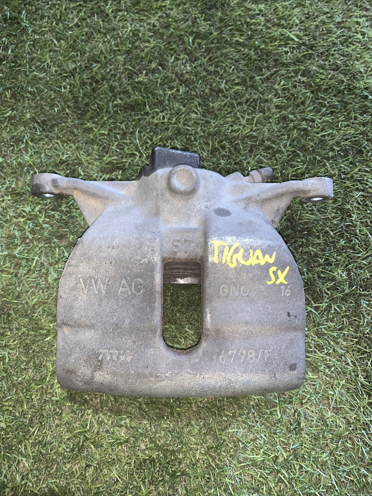 Pinza Freno Anteriore Sx Vw Tiguan 2019 6798/F