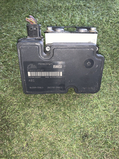 8V512M110AD AGGREGATO POMPA ABS FORD FIESTA (6° SERIE) 1.4 DIESEL