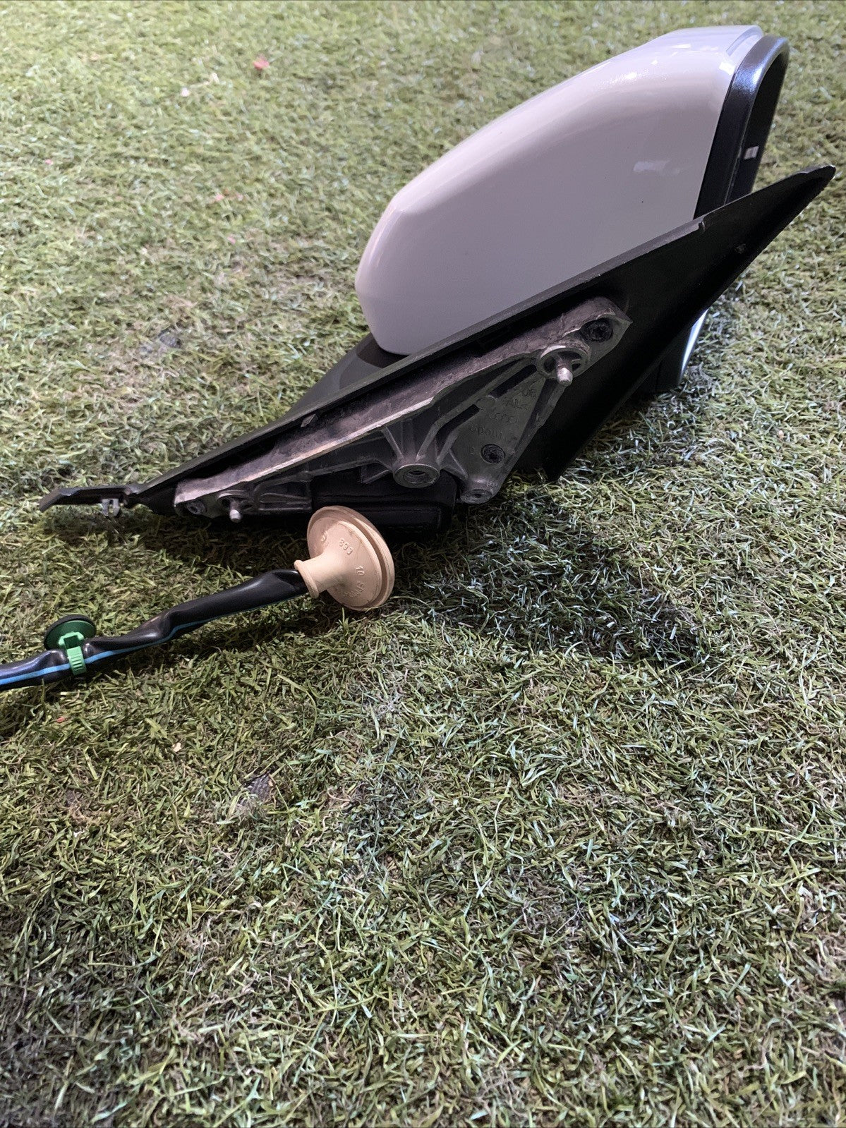 SPECCHIO SPECCHIETTO RETROVISORE DESTRO DX AUDI A1 2019-2025 12 FILI