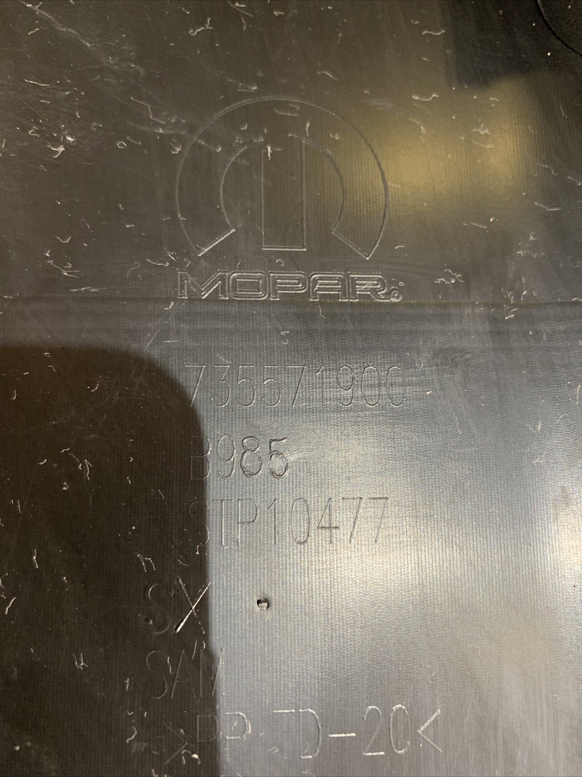 735571900 RIVESTIMENTO BATTI TACCO INTERNO POSTERIORE SINISTRA FIAT 500X 14>