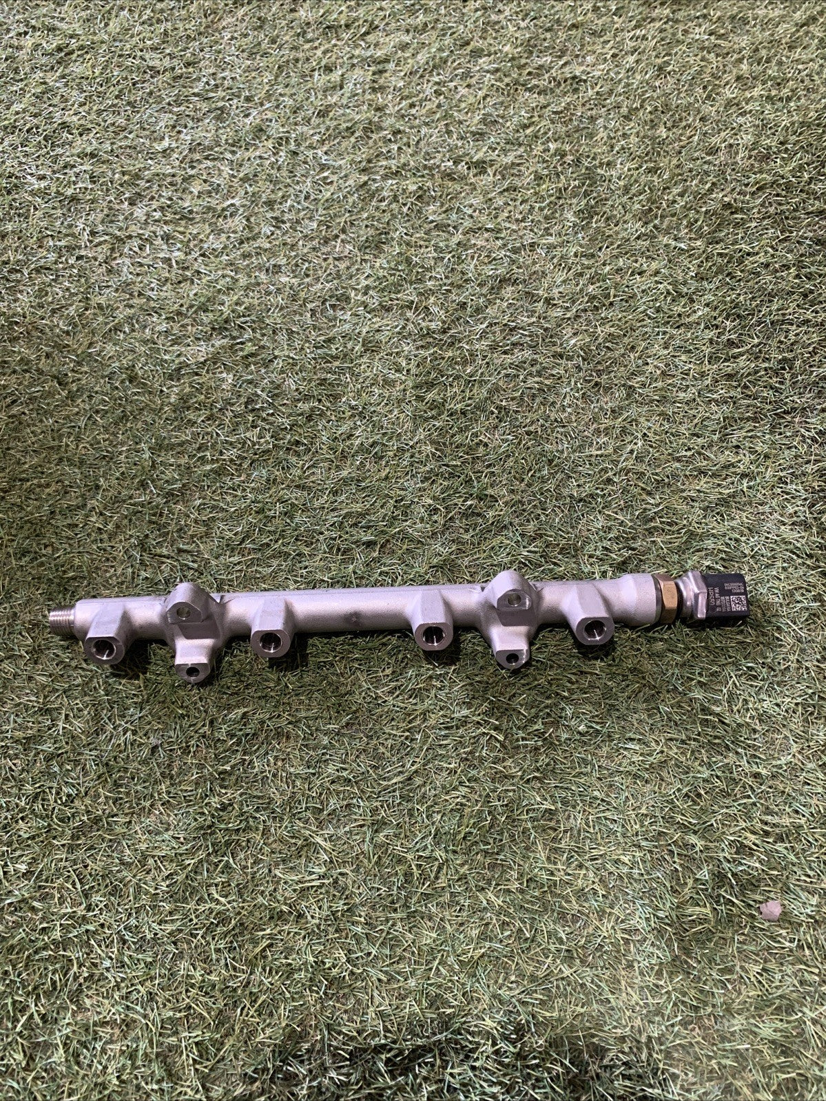 Flauto Iniettori Volkswagen Tiguan 2020 1.5 Benzina 05E133320