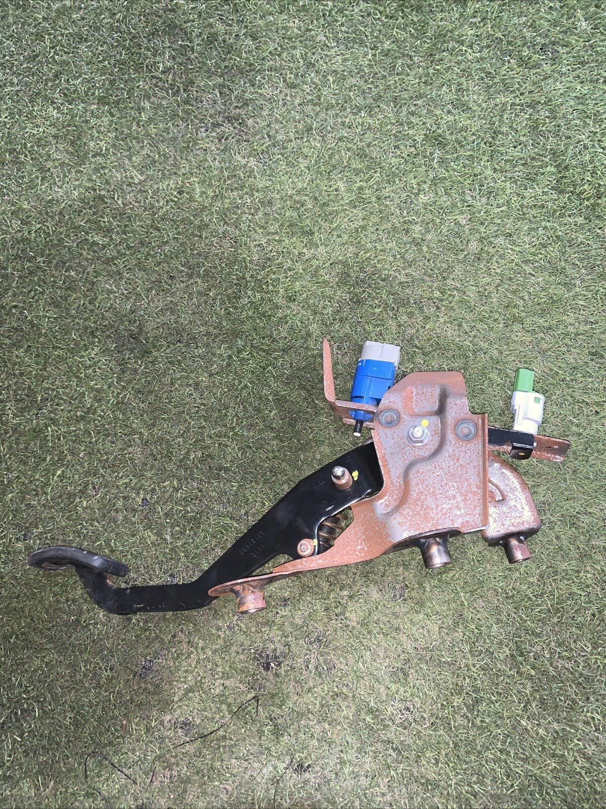 PEDALE FRIZIONE RENAULT Clio Serie IV 01121630