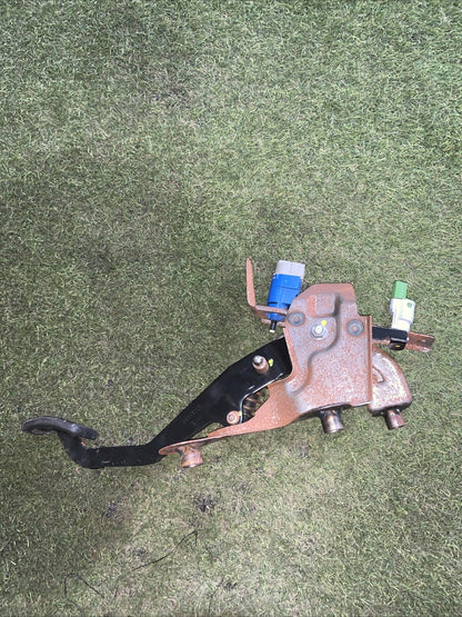 PEDALE FRIZIONE RENAULT Clio Serie IV 01121630