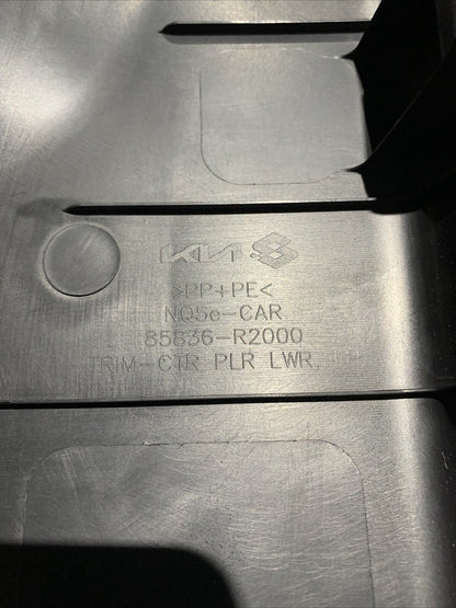 Rivestimento Colonna Inferiore Sinistra Kia Sportage 2023 85836-R2000