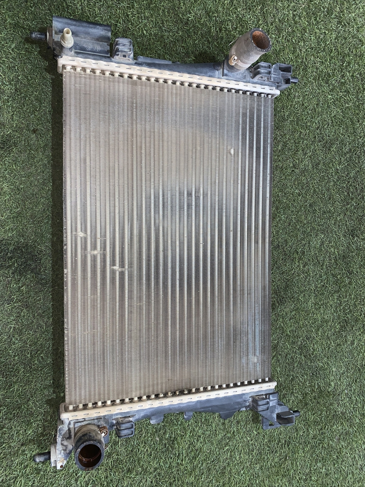 55700447 RADIATORE ACQUA FIAT GRANDE PUNTO (199) 1.2B (2005 2012) (2)