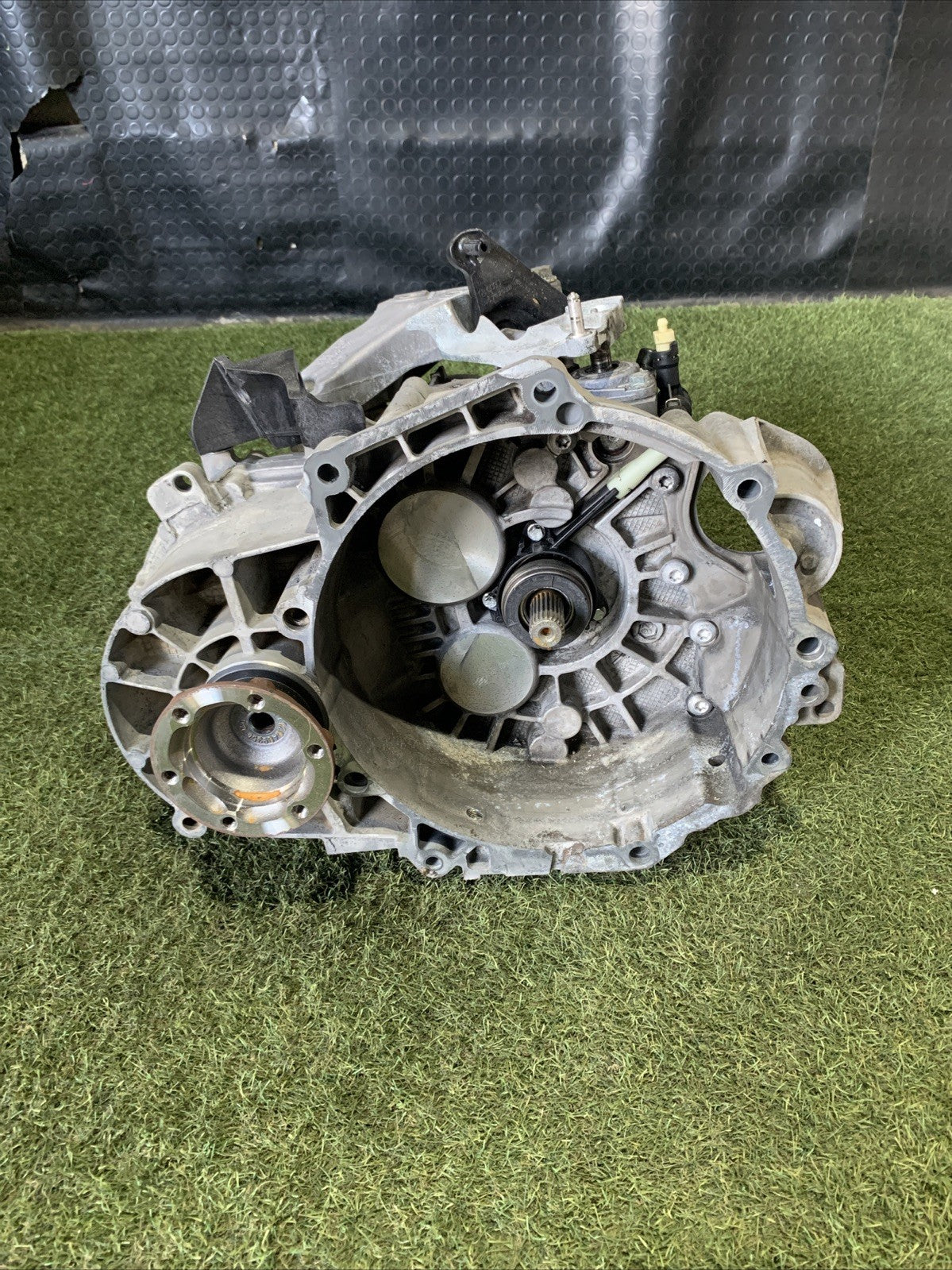 CAMBIO MANUALE COMPLETO AUDI A3 2014 2.0 DIESEL CRL 6 MARCE 02Q300050E