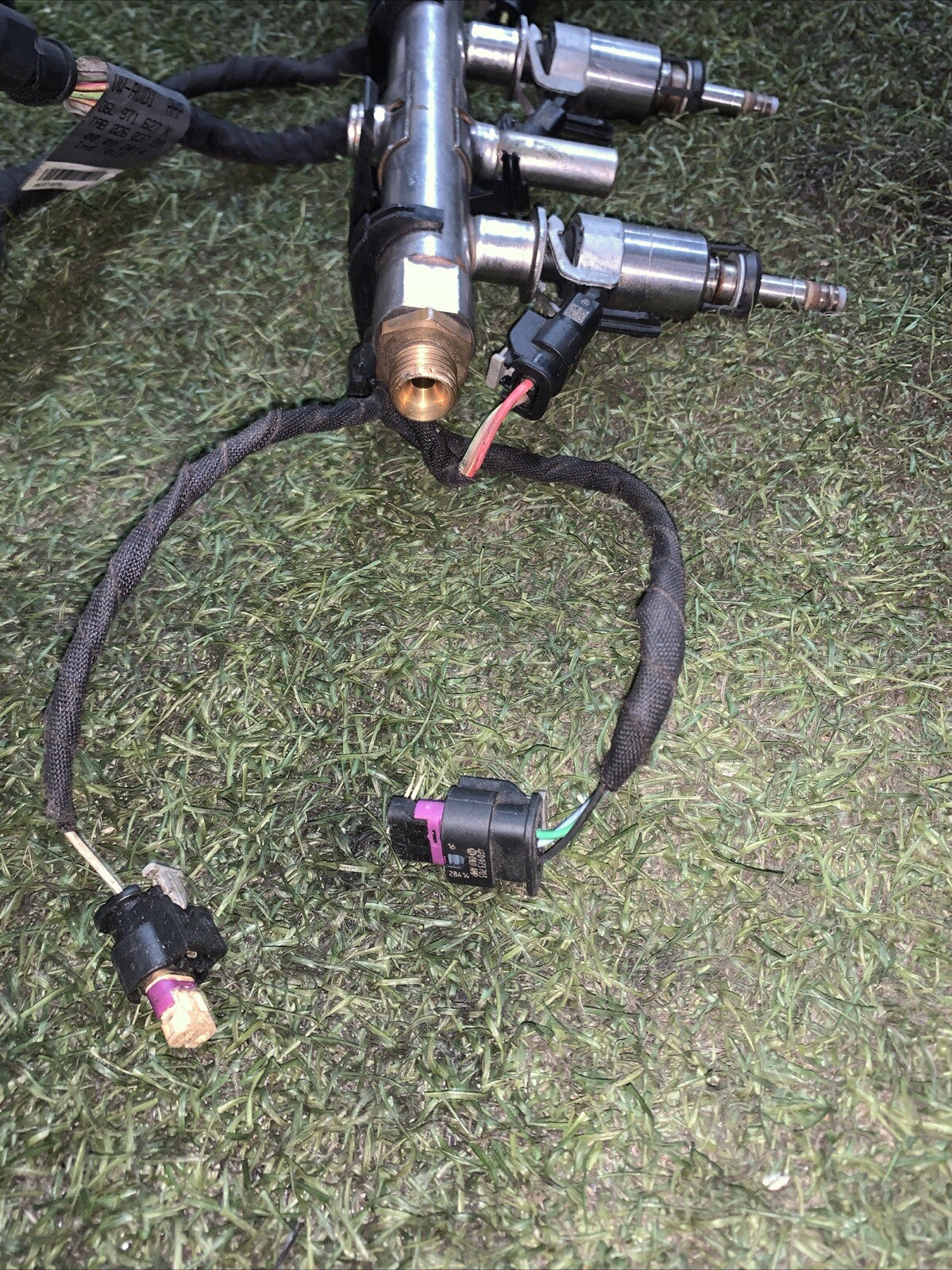 Flauto Completi Di Iniettori Volkswagen Golf 7 2.0 GTI Benzina 06K133317G