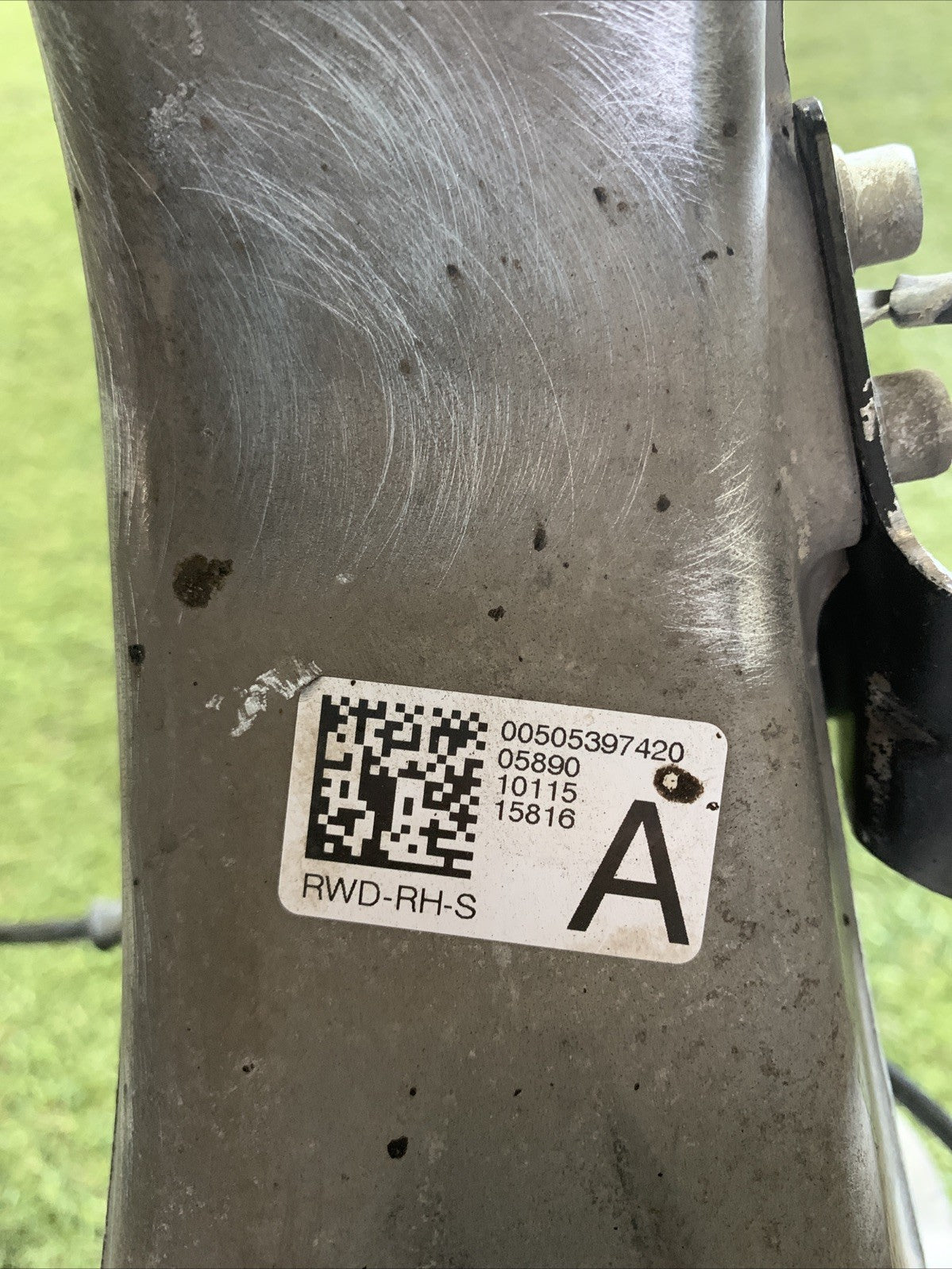 Mozzo Montante Fusello Anteriore Destro Alfa Romeo Giulia 00505397420