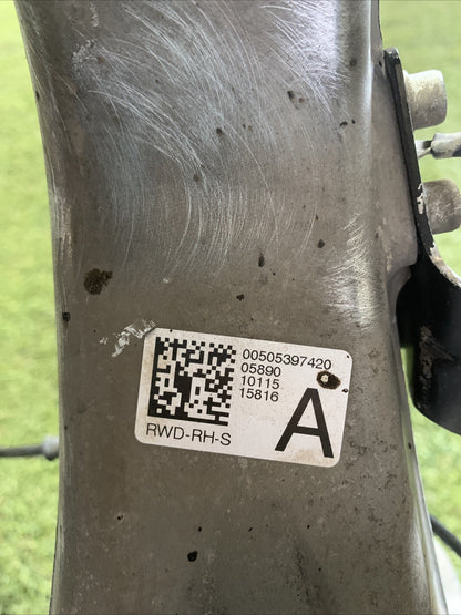 Mozzo Montante Fusello Anteriore Destro Alfa Romeo Giulia 00505397420