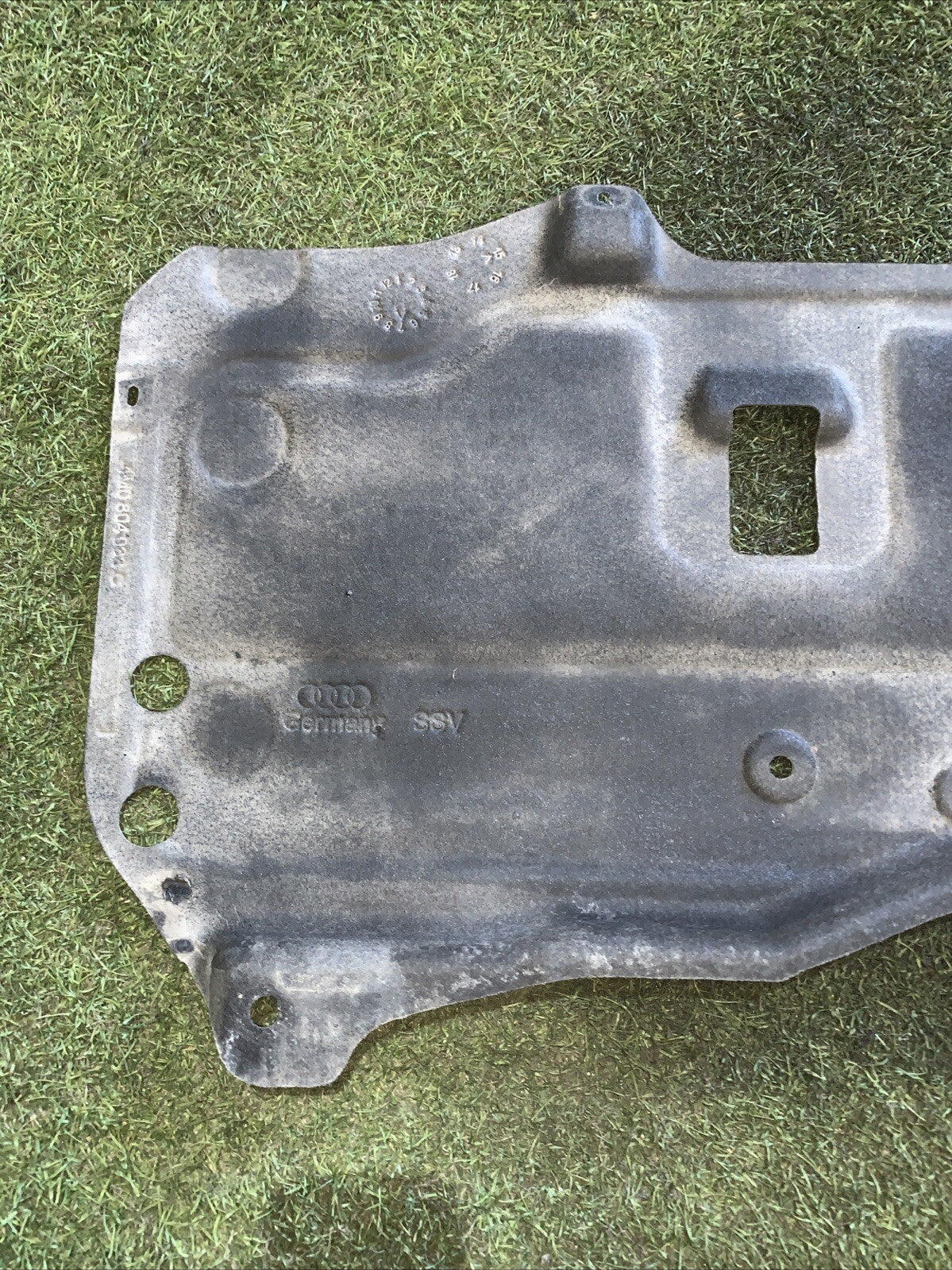 Sotto Scocca Posteriore Centrale Audi Q7 2016 4M0804033C