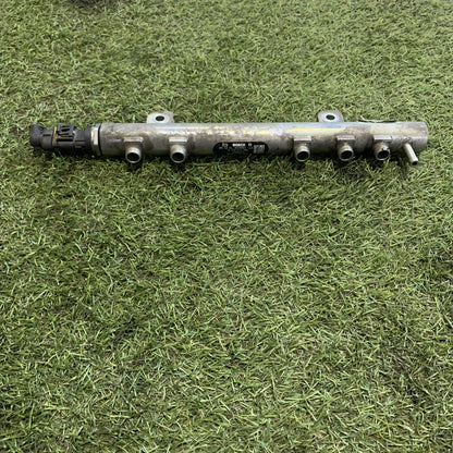 FLAUTO INIEZIONE GRANDE PUNTO OPEL CORSA  FIAT PANDA 1.3 MJT 0445214086 55200517