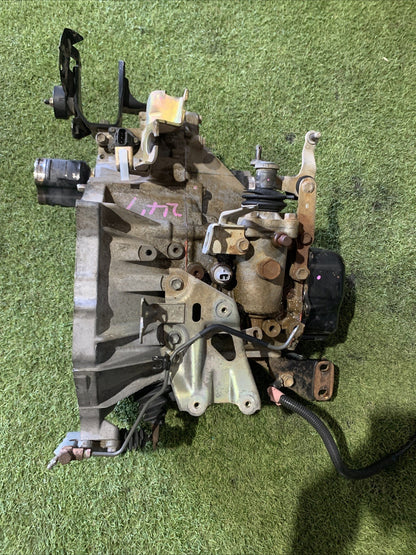 CAMBIO MANUALE PER TOYOTA Yaris 4 SERIE 1.4 DIESEL 3030052230 2002