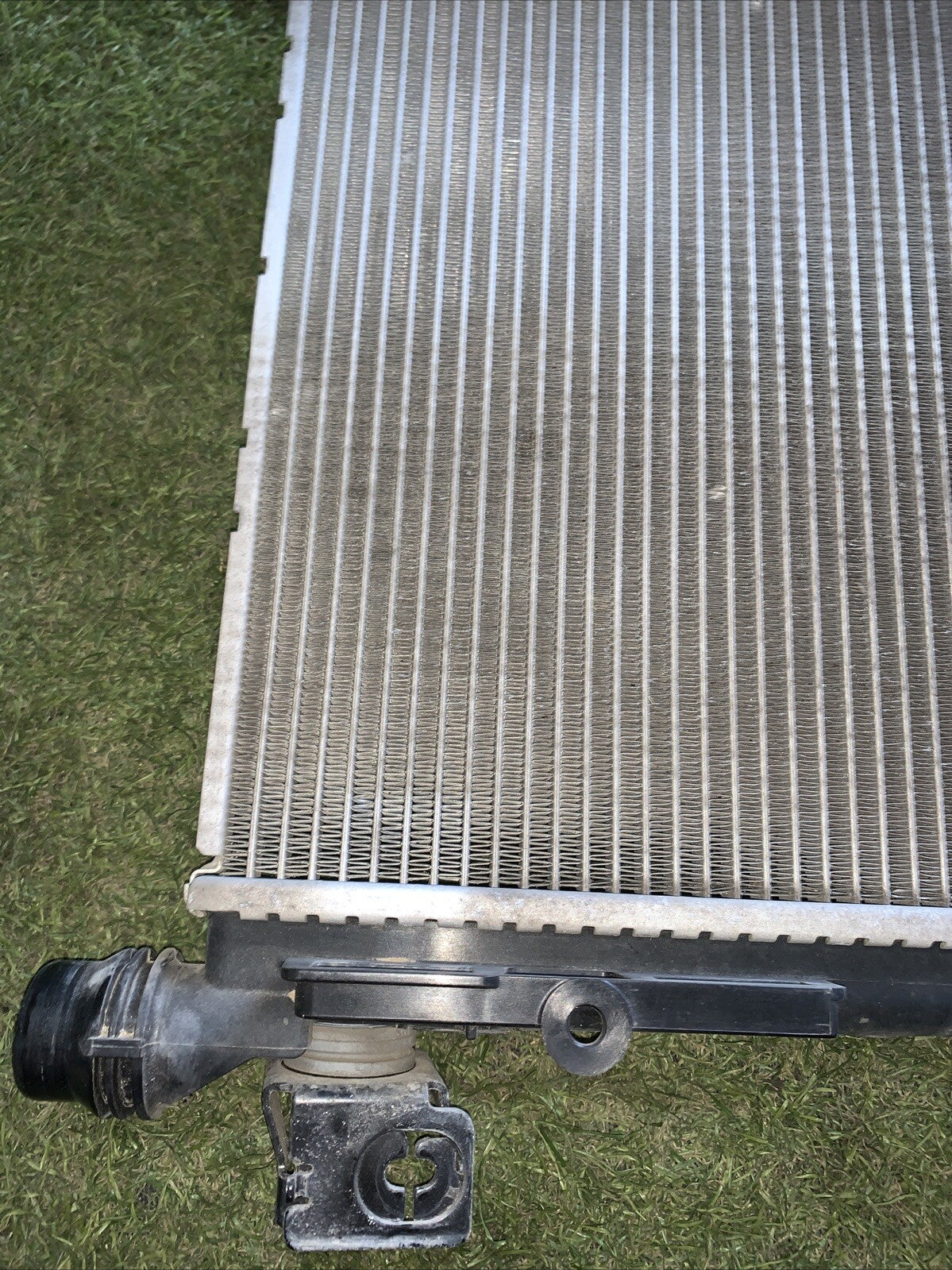 Radiatore Acqua Fiat Panda 2020 1.0 Hybrid Originale