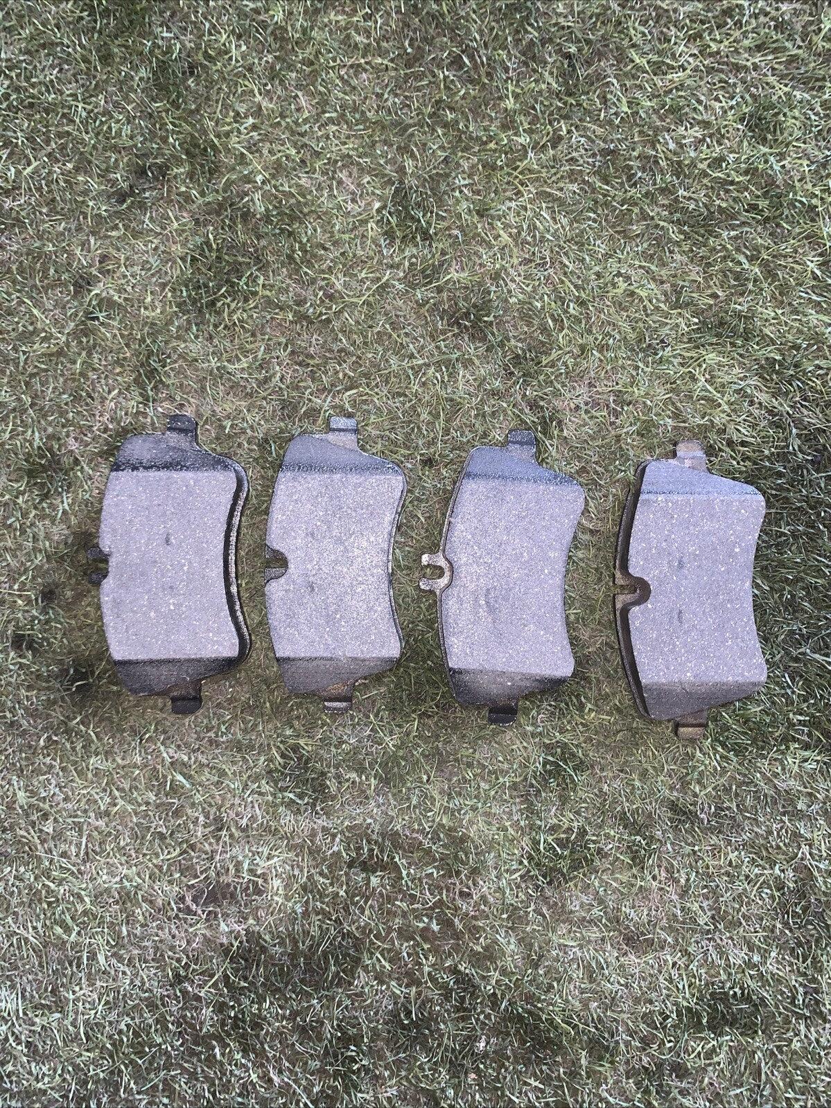 KIT Pastiglie freno anteriori MERCEDES C,W203/S203,Coupé, CL203,CLK,A209,SLK.