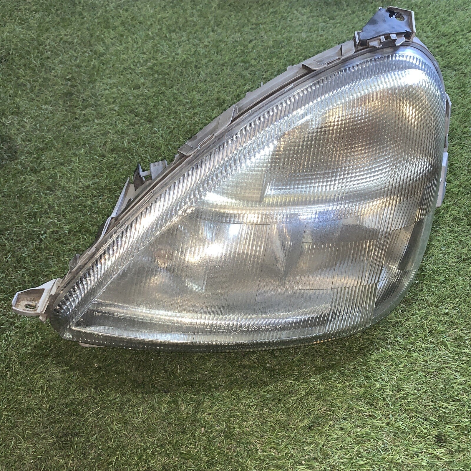 Fanale anteriore sinistro MERCEDES CLASSE A W 168 A1688200161 (2002)