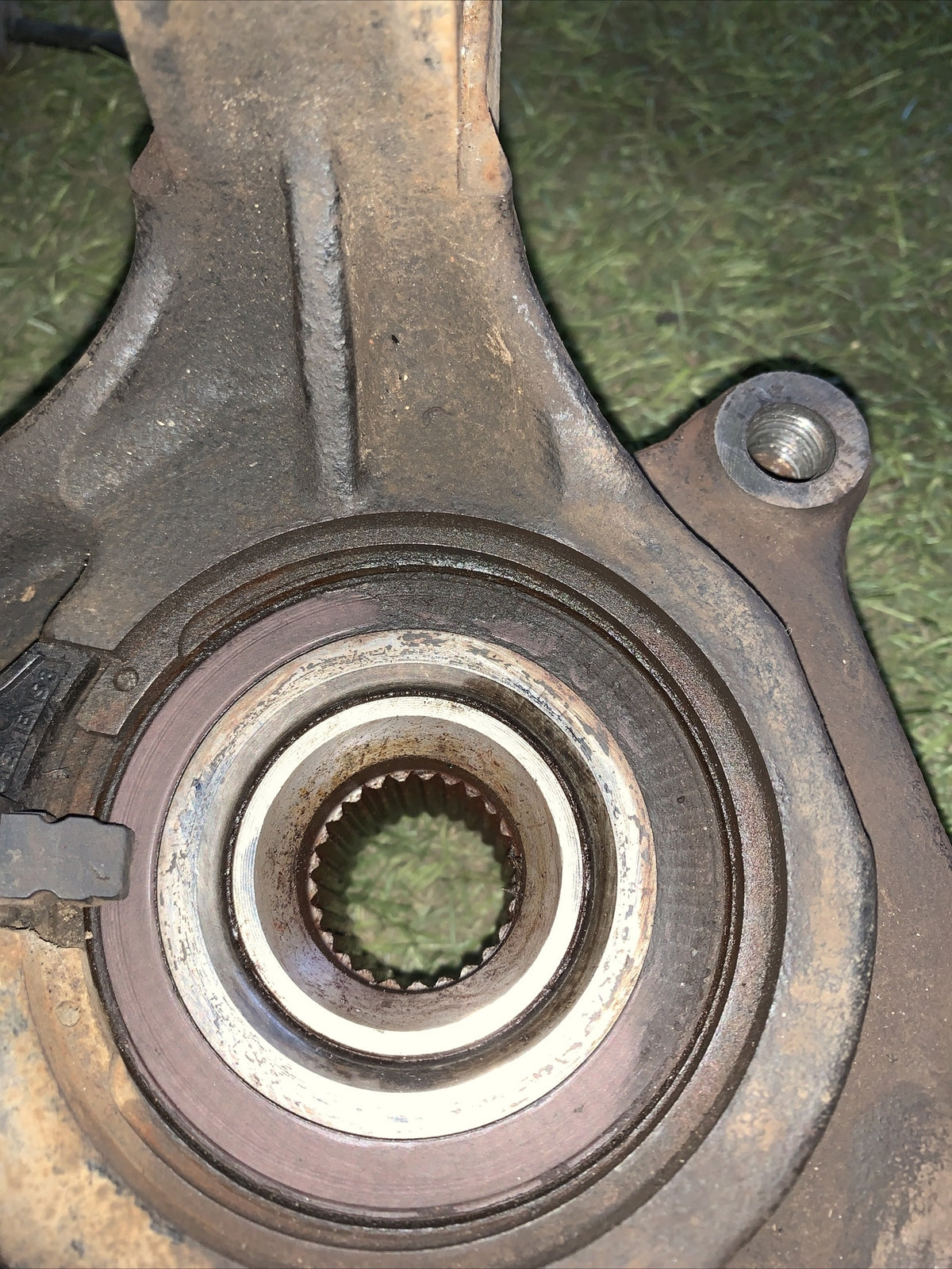 FUSELLO MOZZO MONTANTE RUOTA ANTERIORE SINISTRA PEUGEOT 307 1.6 HDI