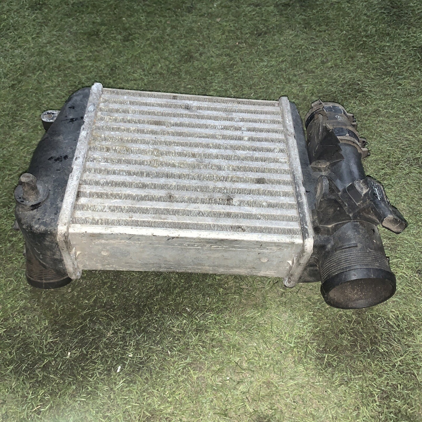 4F0145805E INTERCOOLER SINISTRO AUDI A6 C6 3.0