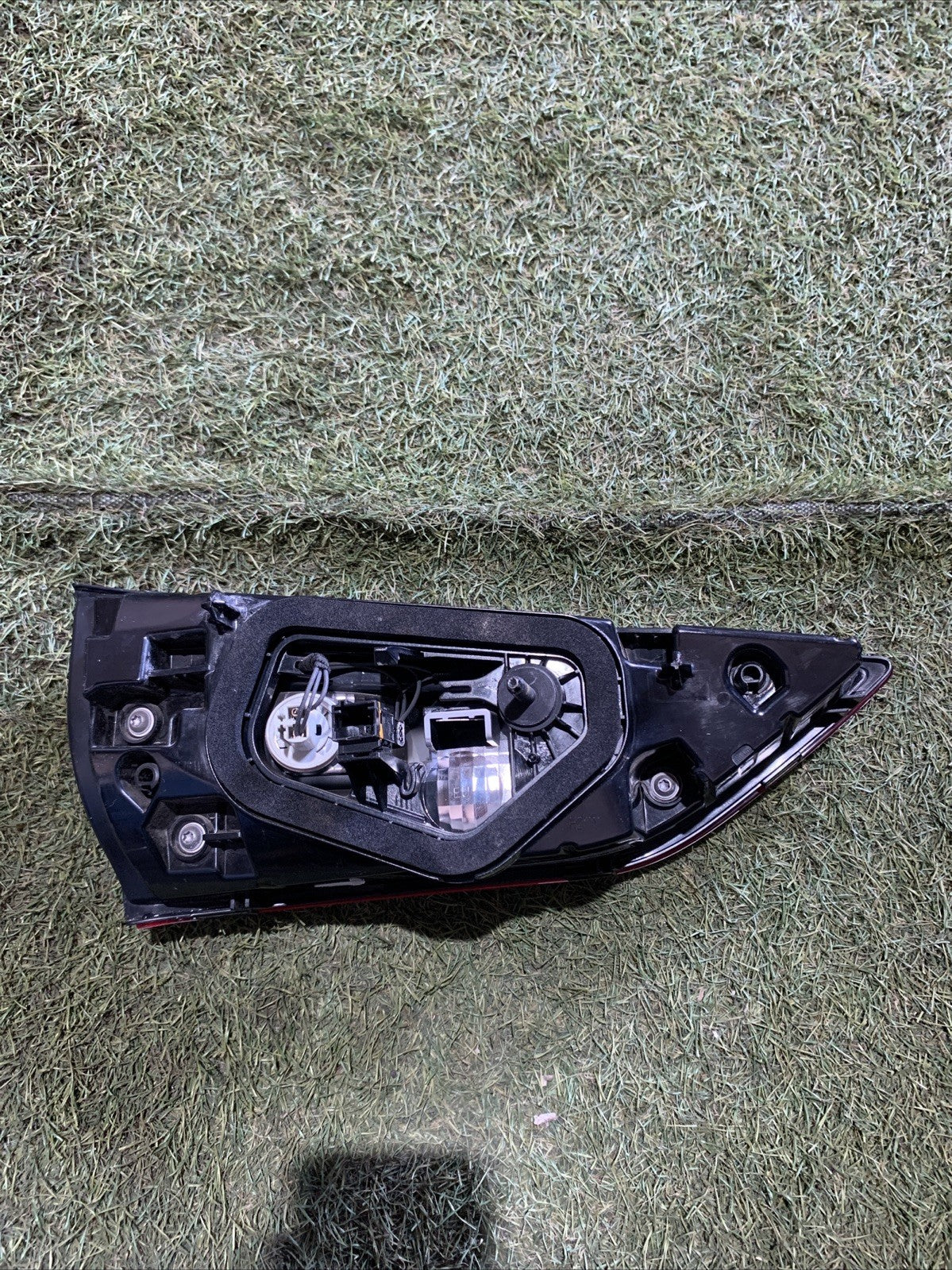 STOP FANALE POSTERIORE DESTRO INTERNO OPEL GRANDLAND X 2020 YP00016480